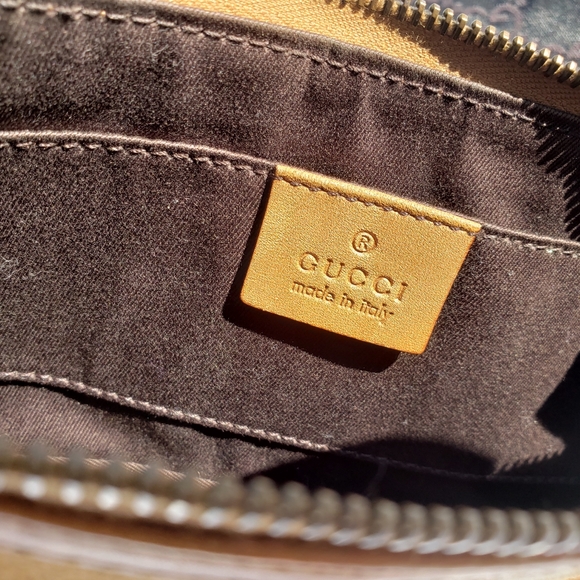 🍂SOLD GUCCI SUEDE CHAIN POCHETTE🍂 - Picture 7 of 9